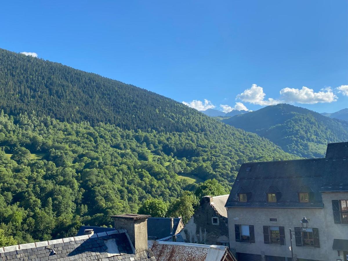 Maison Pyrenees Saint-Aventin Exteriör bild