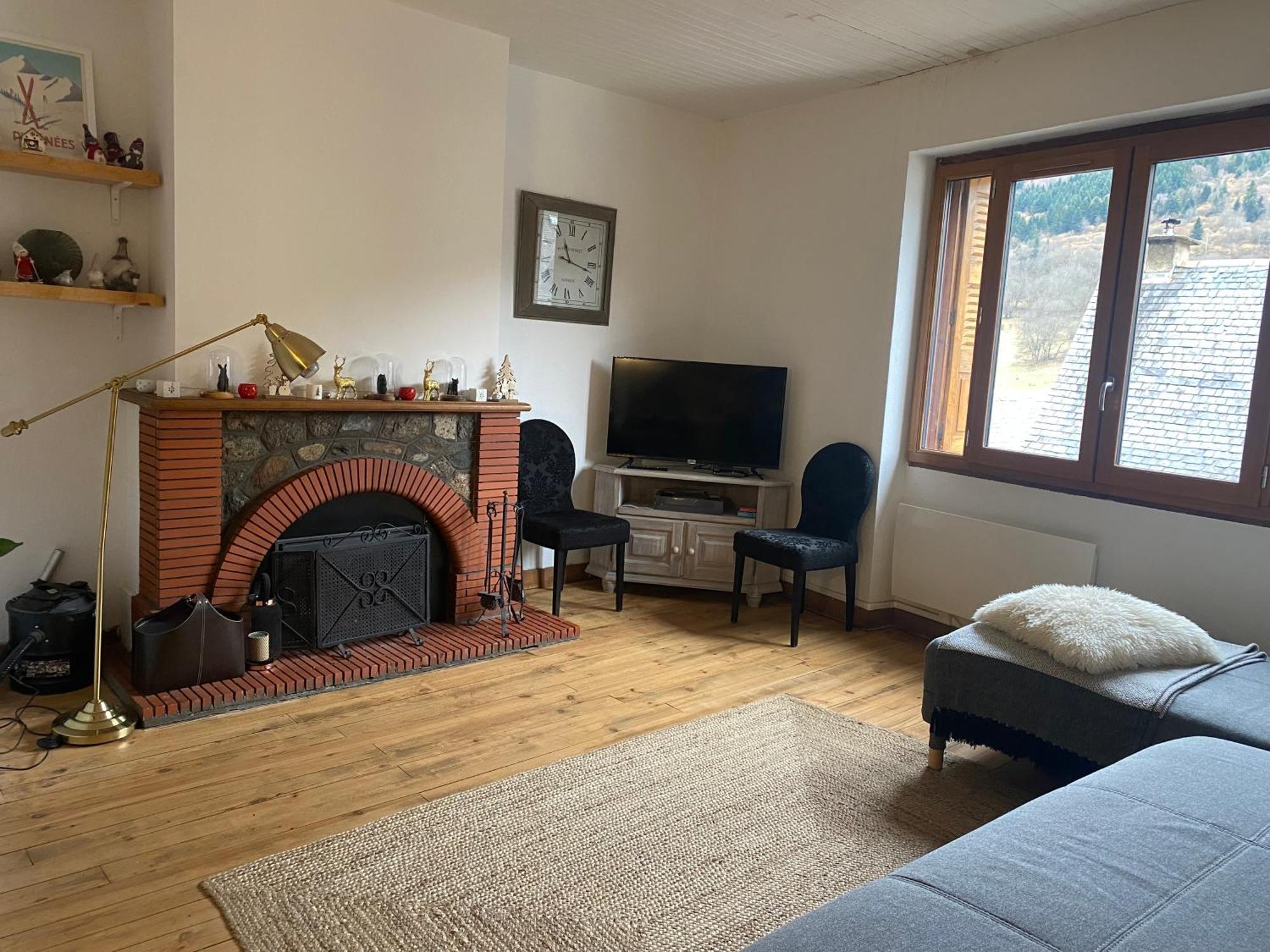 Maison Pyrenees Saint-Aventin Exteriör bild